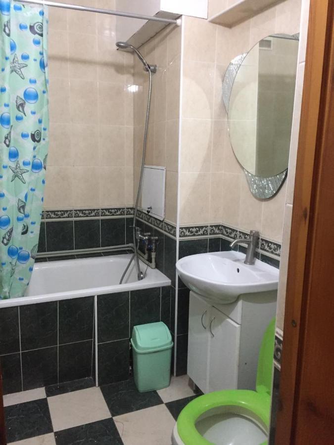 Ararat-Shulyavskaya Hostel Kiev Eksteriør bilde